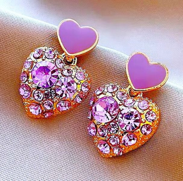 Beautiful Purple HEART Street Fashion LOVE Rhinestone Betsey Johnson Earrings