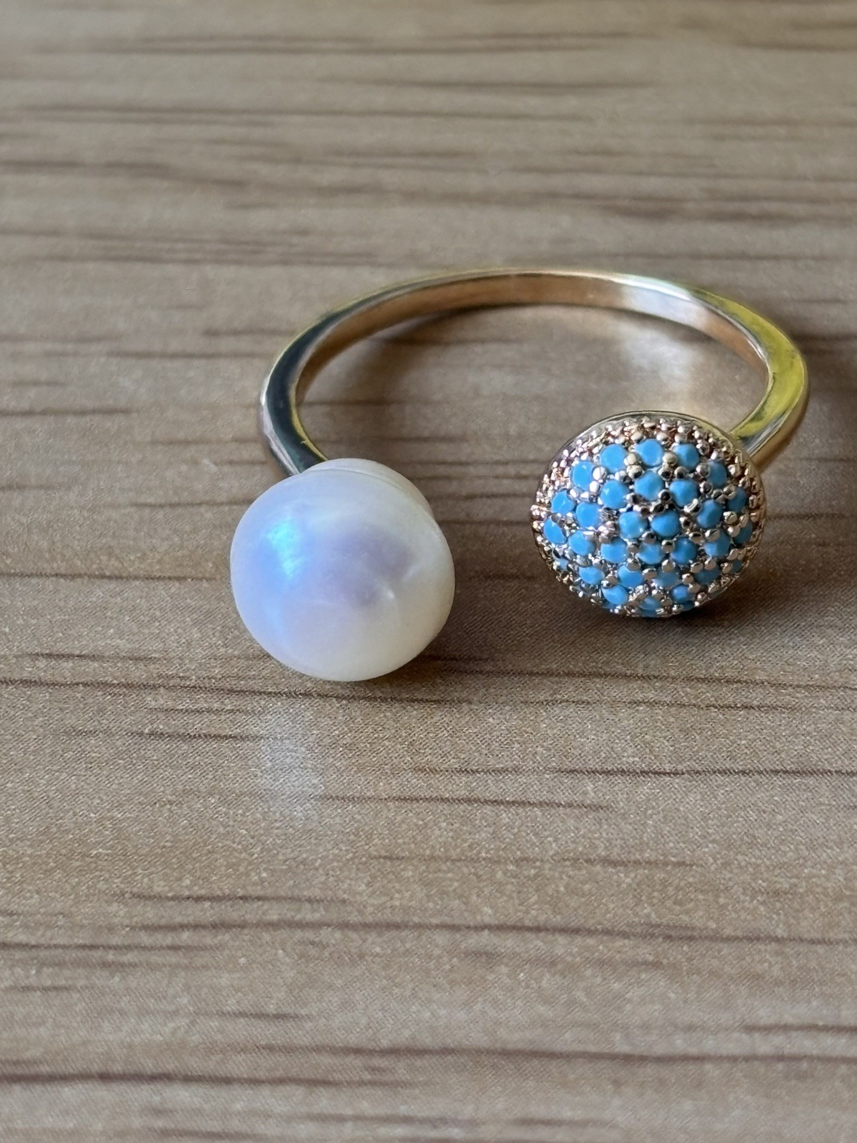 Round Fire Blue Faux Topaz Faux Pearl Gold Ring Adjustable Size