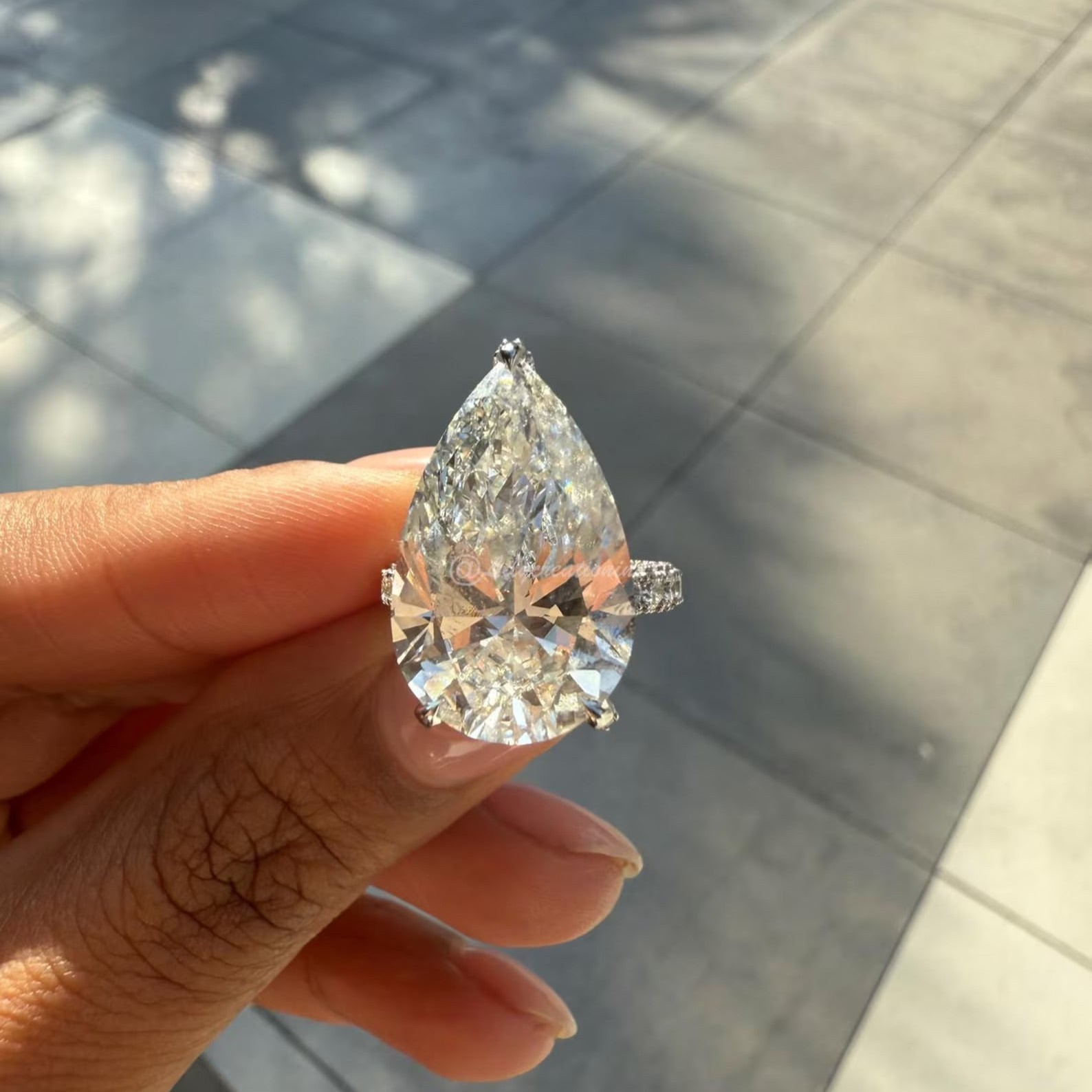 10Ct Pear IGI Certified Lab Grown Diamond Engagement Ring 3 Prong Style Platinum